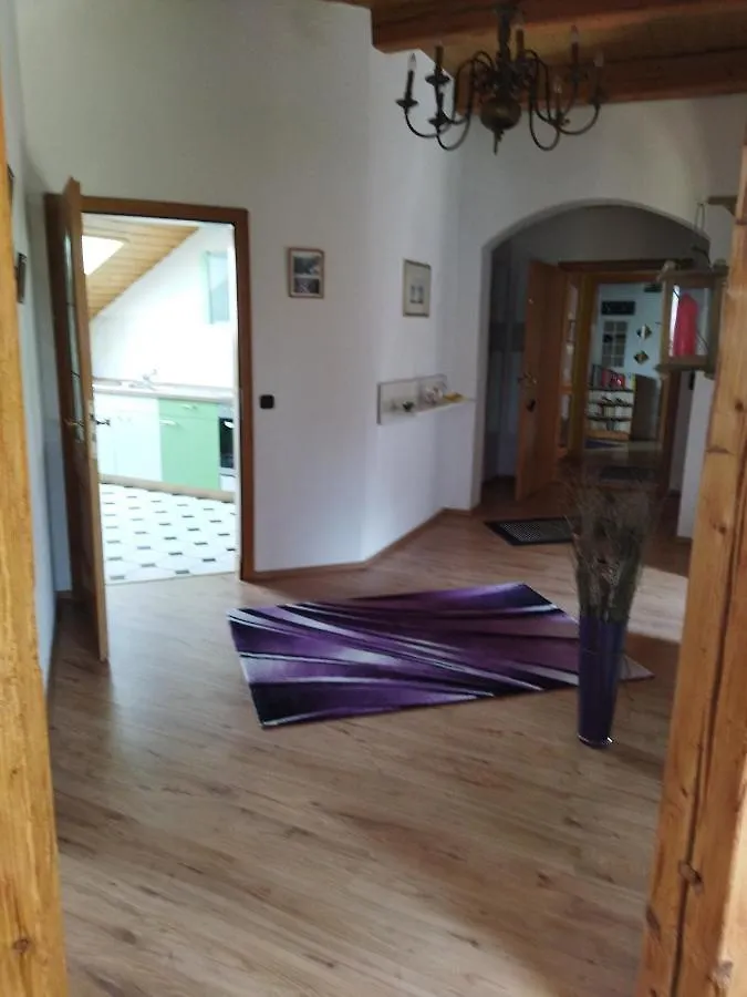 Aussergewoehnliche Atelierferienwohnung Mit Balkon An Der Donau Winzer 0*,